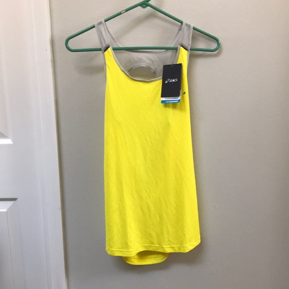 ASICS running tank
